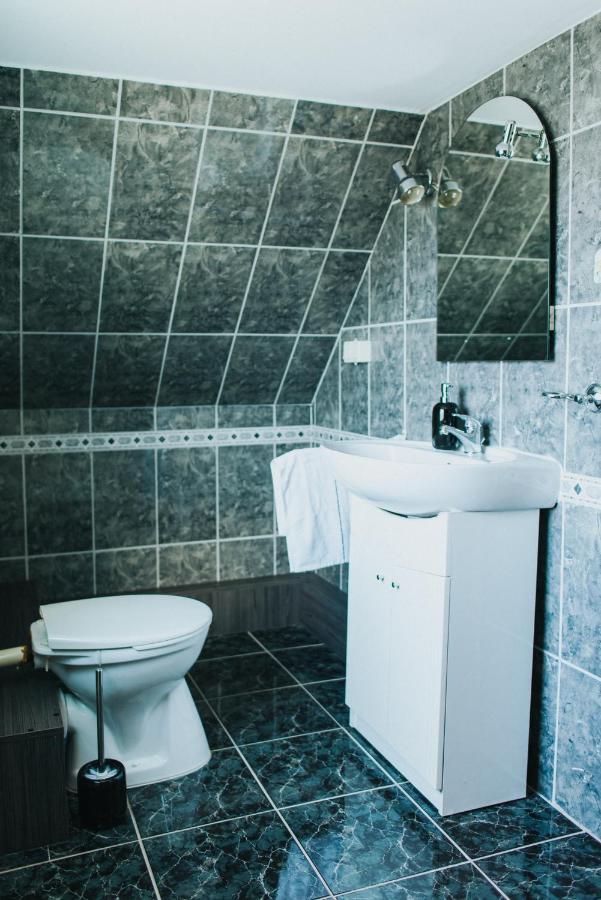 Appartement Lotus Apartman à Odorheiu Secuiesc Extérieur photo